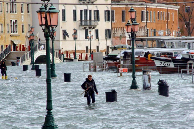 Венеция ушла под воду: что творится в затопленном городе