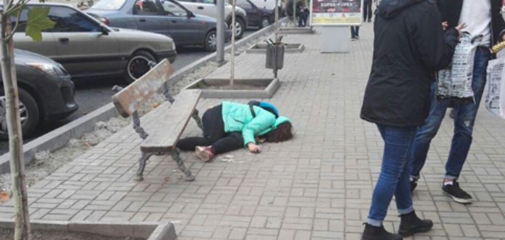 Лежала на асфальте: на Черкасщине случился вопиющий инцидент с 14-летней девочкой