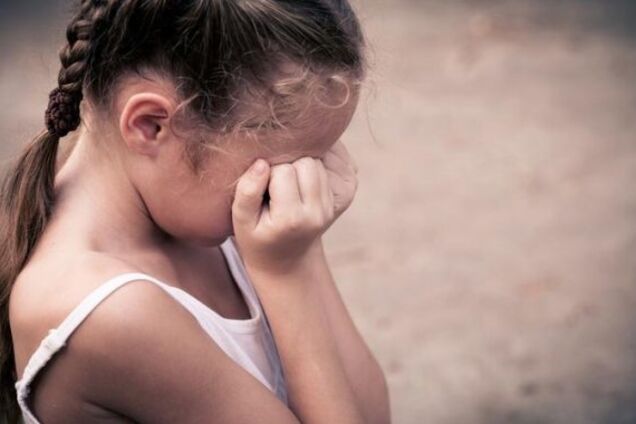 ''Придумал игру'': на Киевщине россиянин год совращал 7-летнюю девочку