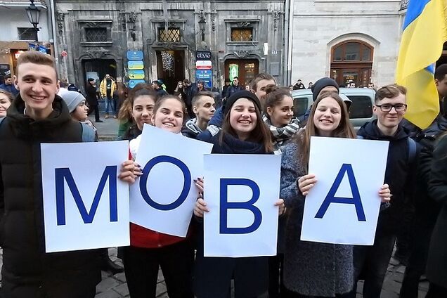 Закон о языке принят в первом чтении благодаря Ляшко - политолог