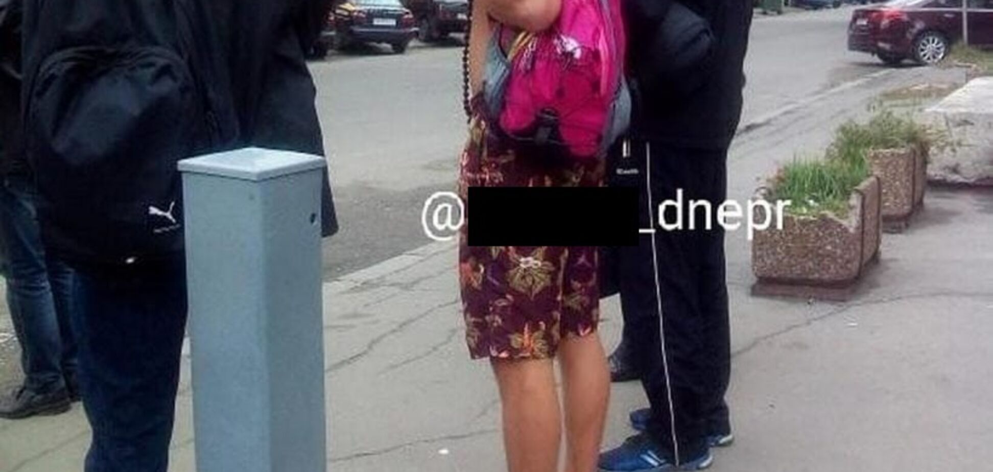 ''Це Олежка Винник'': у Дніпрі помітили напівголого чоловіка на вулиці