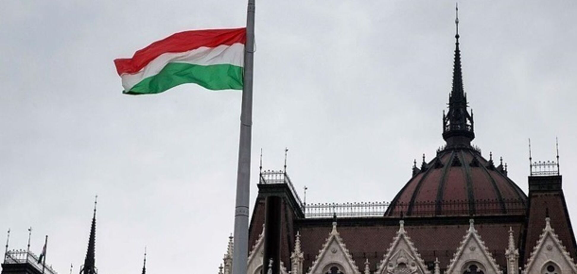 ''Им не нужен украинский'': Ницой раскрыла стратегию Венгрии