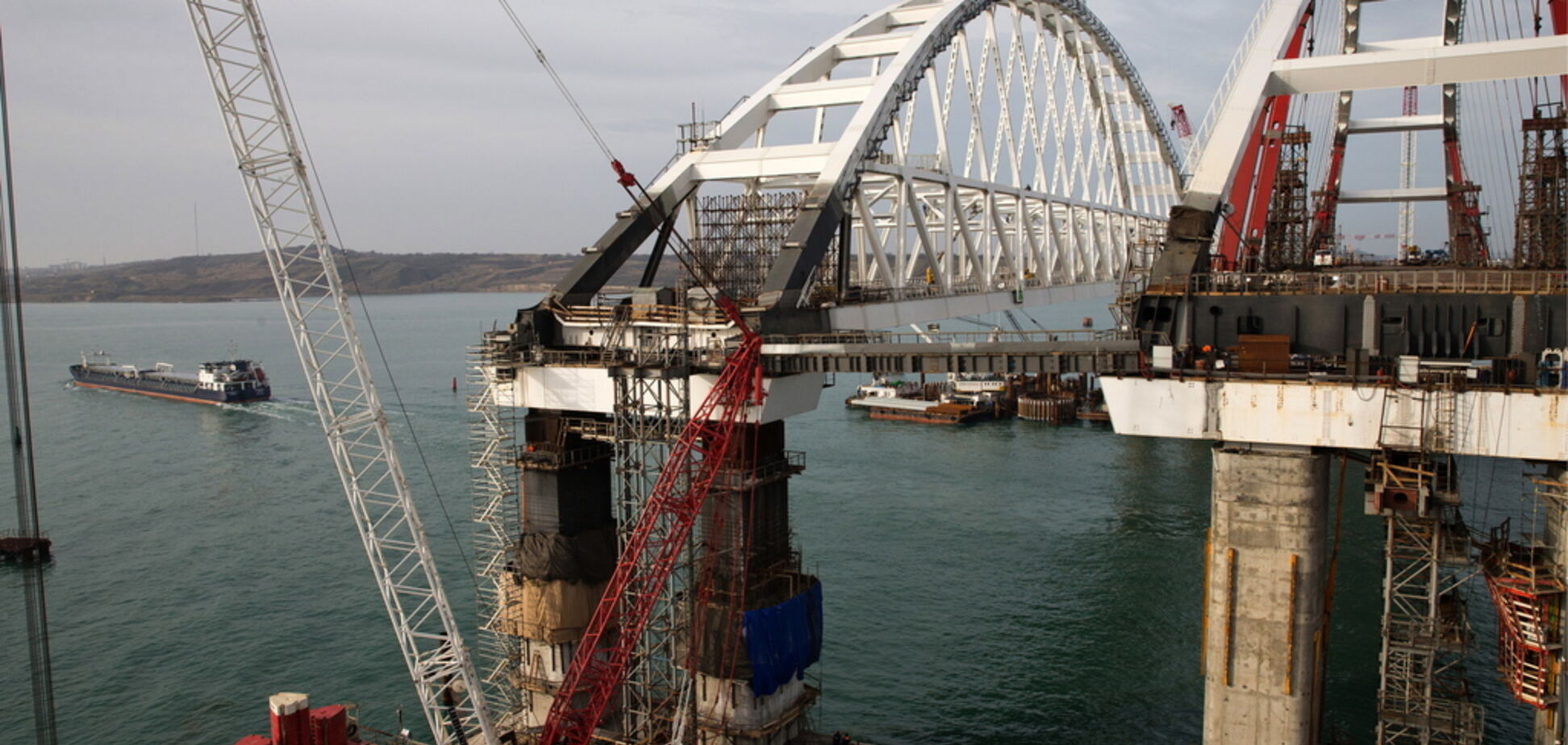 Крымский мост разваливается: всплыли новые нарушения при строительстве