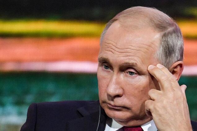 Идет ко дну: Путин стремительно теряет поддержку в России