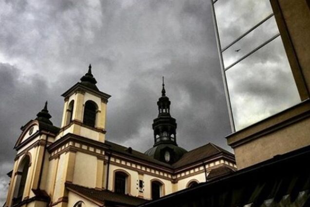 Осенний Ивано-Франковск: в сети появились красочные фото города