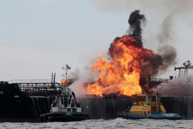 В Конго загорелся нефтяной танкер: более 50 жертв