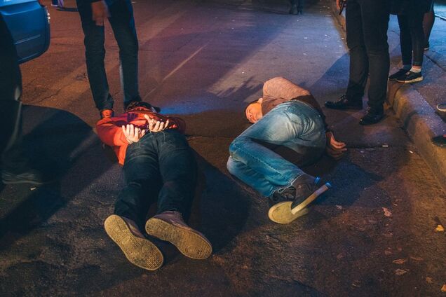 В Киеве клиенты устроили стрельбу в кафе: есть раненые