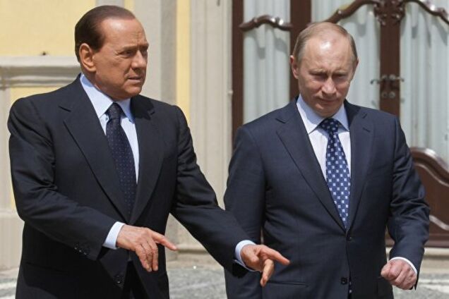 ''Черное море — не черное'': Берлускони похвастался фото с элитной дачи Путина