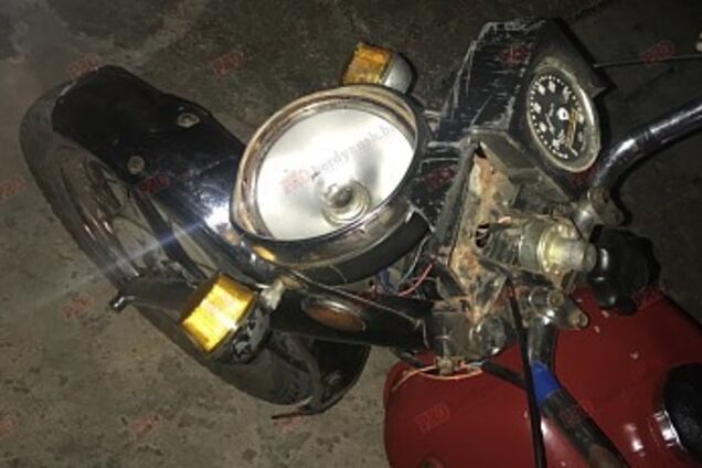 В Запорожской области пьяный водитель мотоцикла сбил пьяного пешехода