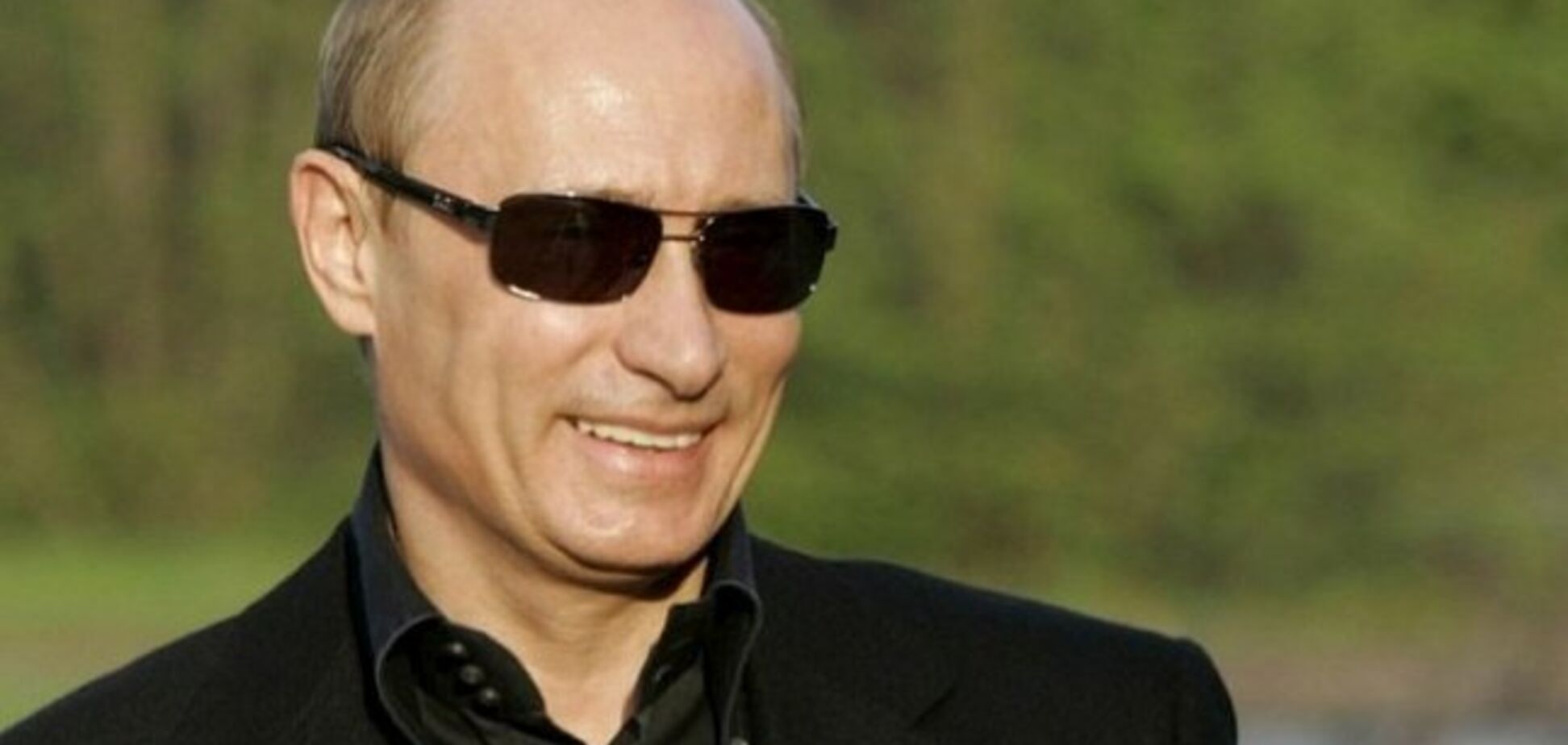 ''Нашему президенту 66'': как росСМИ подлизывались к Путину в день рождения