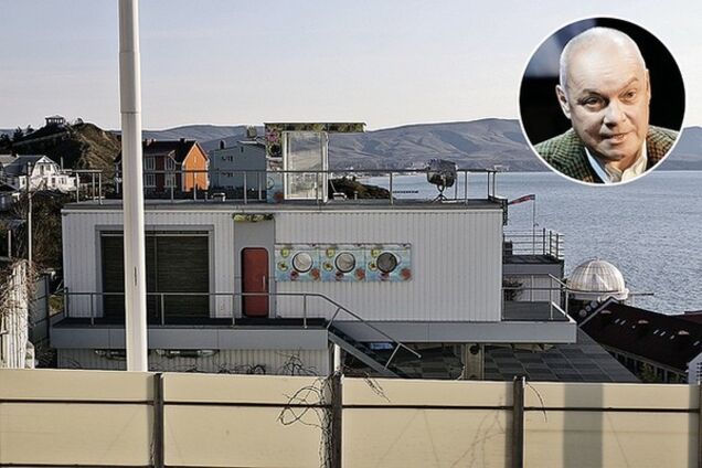 ''Палац'' топ-пропагандиста Путіна в Криму: журналіста, який нарив сенсацію, суворо покарали