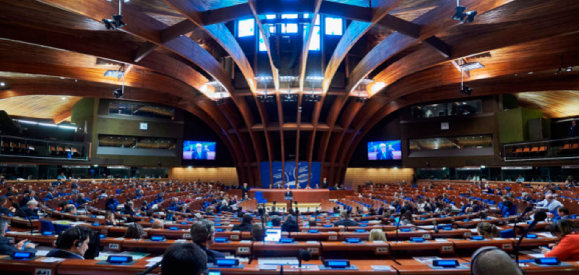 Нож в спину? В ПАСЕ внезапно стали на сторону РФ после троллинга Украины