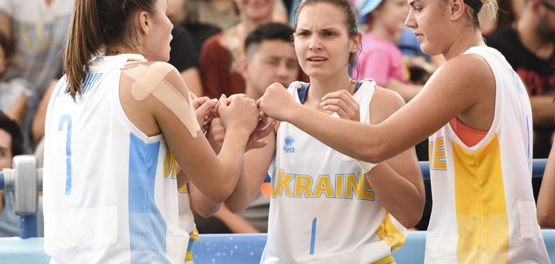 Украинские баскетболистки 3х3 успешно стартовали на ЮОИ-2018