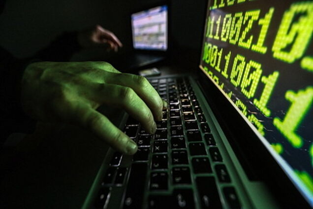 Наш Штирлиц вооружен и очень неряшлив