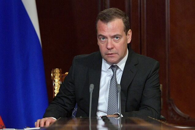 ''Не можемо ігнорувати'': Медведєв пригрозив країнам боротьбою за російську економіку