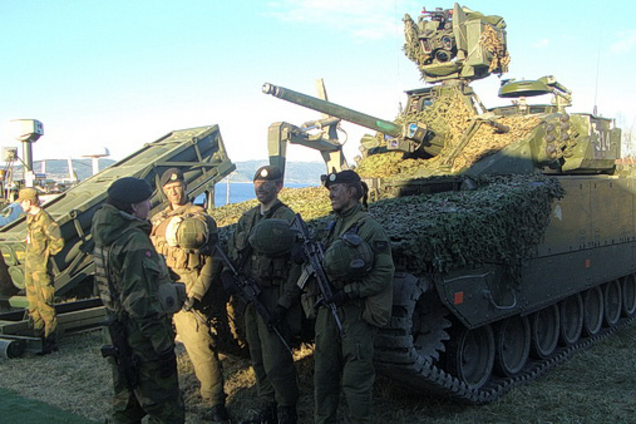 Ну и зачем мы устроили войну в Украине?