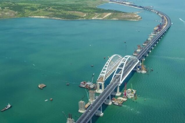 'Міст — залізний фалос': в Росії презентували еротичний фільм про Крим