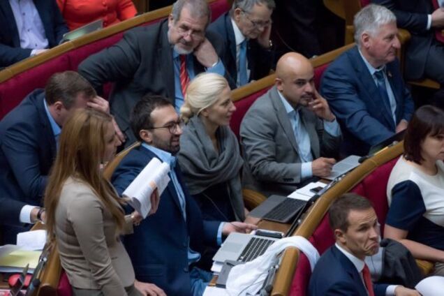 Хто з українських нардепів потрапив під путінські санкції: повний список імен