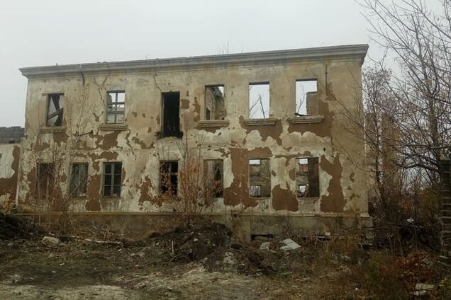 Коментарі тут зайві. Фото психіатричної лікарні говорить набагато більше…