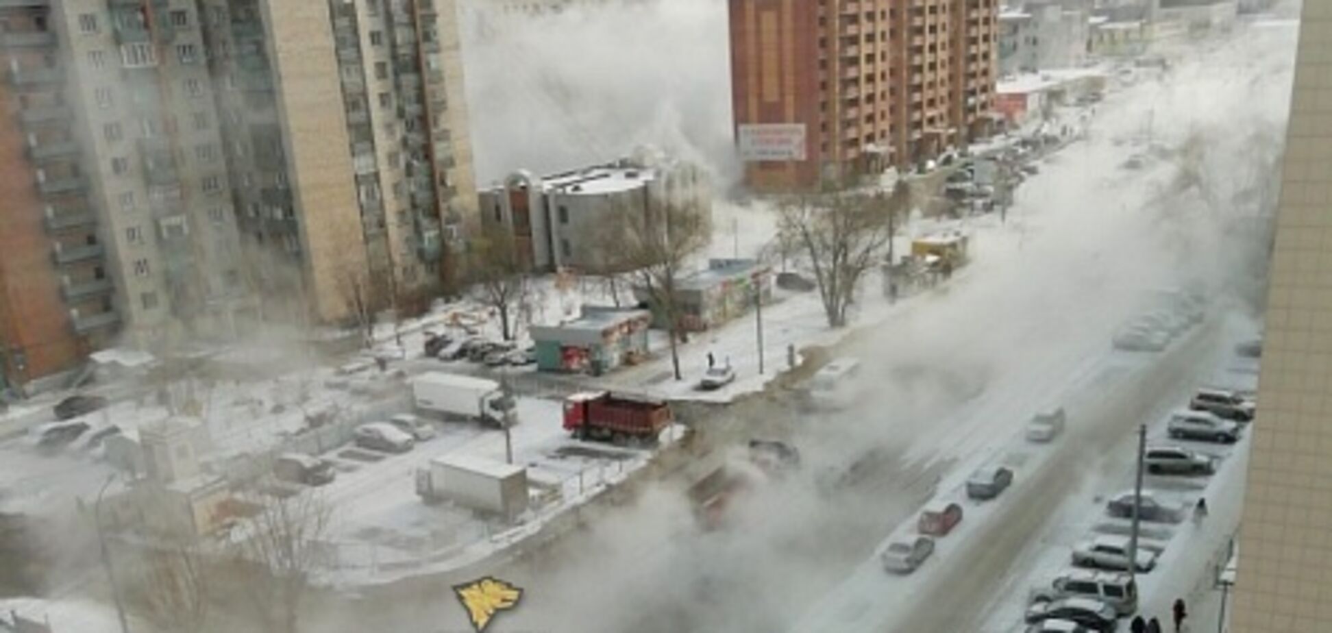 Видимість нульова: місто в Росії затопило окропом. Фото і відео з місця НП