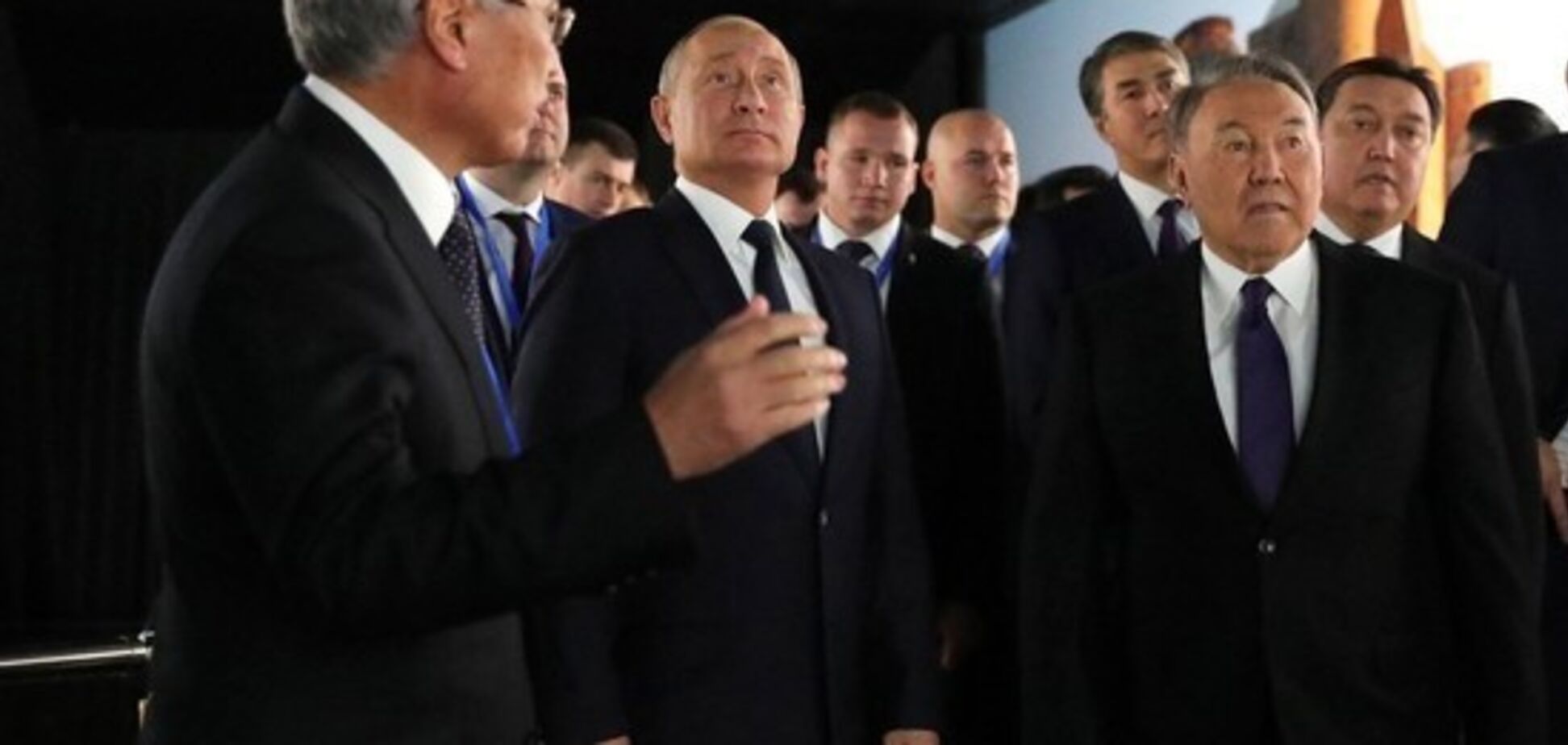 В Кремле пояснили скандал с Крымским мостом в Казахстане