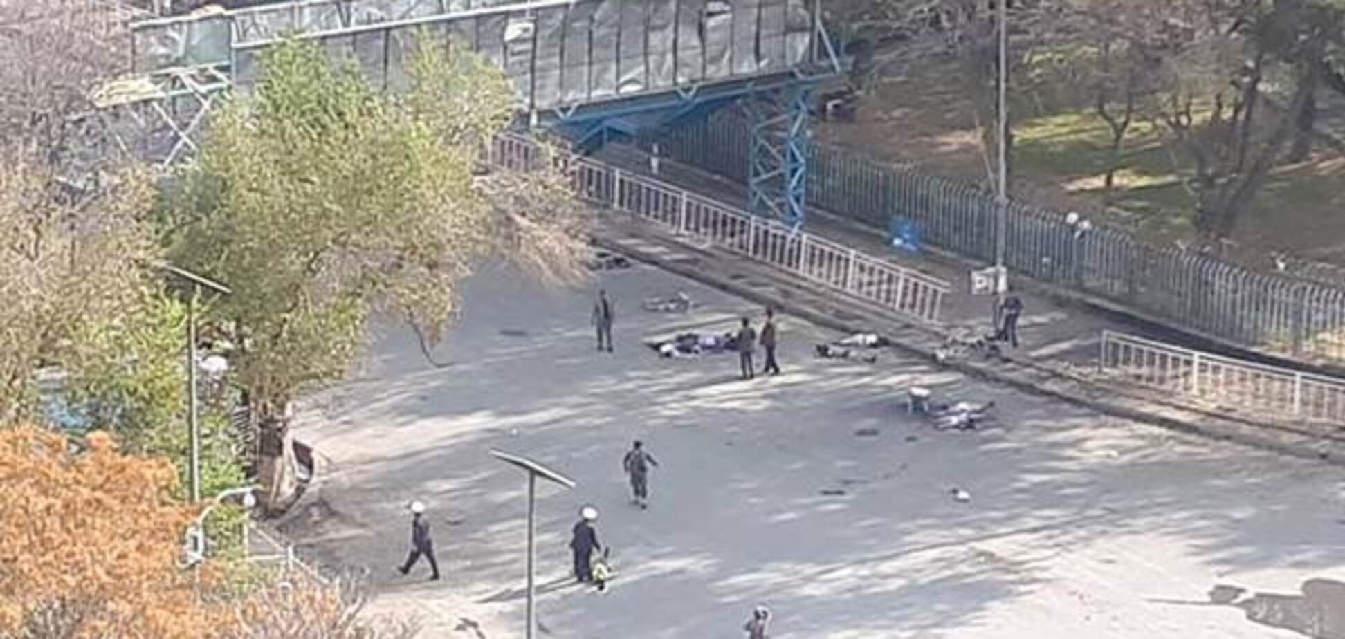В Кабуле прогремел мощный взрыв: первые фото и видео 