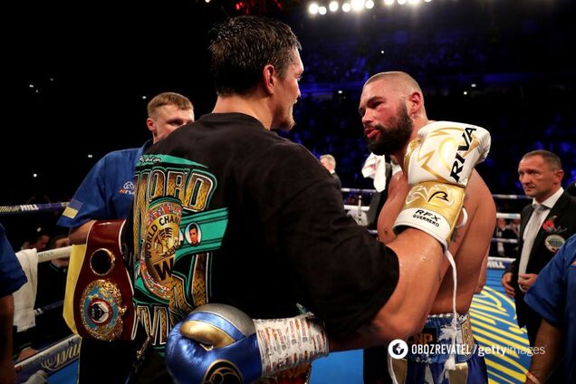Белью прямо в ринге по-украински обратился к Усику: видеофакт