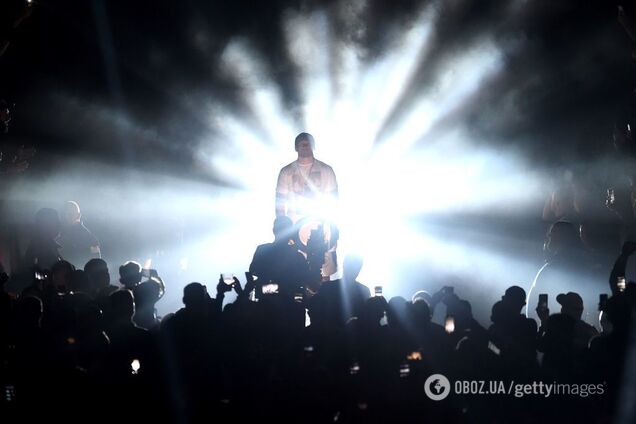 Во время боя Усик – Белью в зале произошла драка: видеофакт