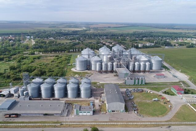 Укрлендфармінг впроваджує нові технології визначення якості зерна на елеваторі-рекордсмені