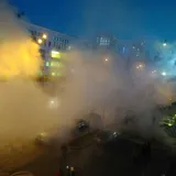 Машина с людьми провалилась в разлом: в Киеве произошло крупное ЧП
