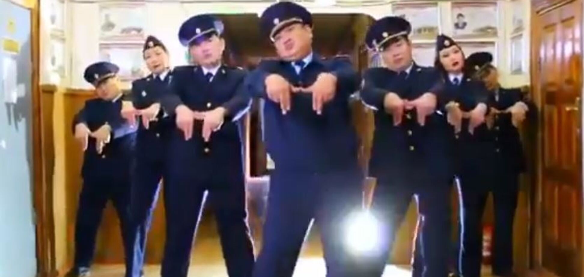 Танец полицейских из Якутии взорвал сеть: появилось неожиданное видео