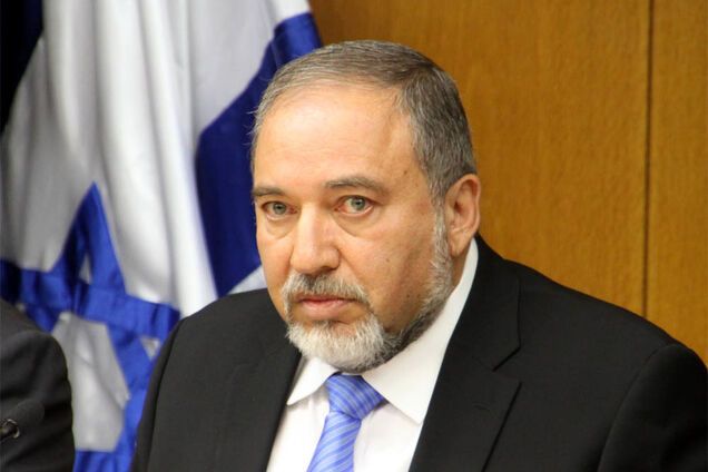 Міністр оборони Ізраїлю подав у відставку: що трапилося