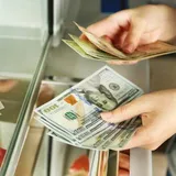 Потолок не пробьет: сколько в Украине будет стоить доллар до конца года