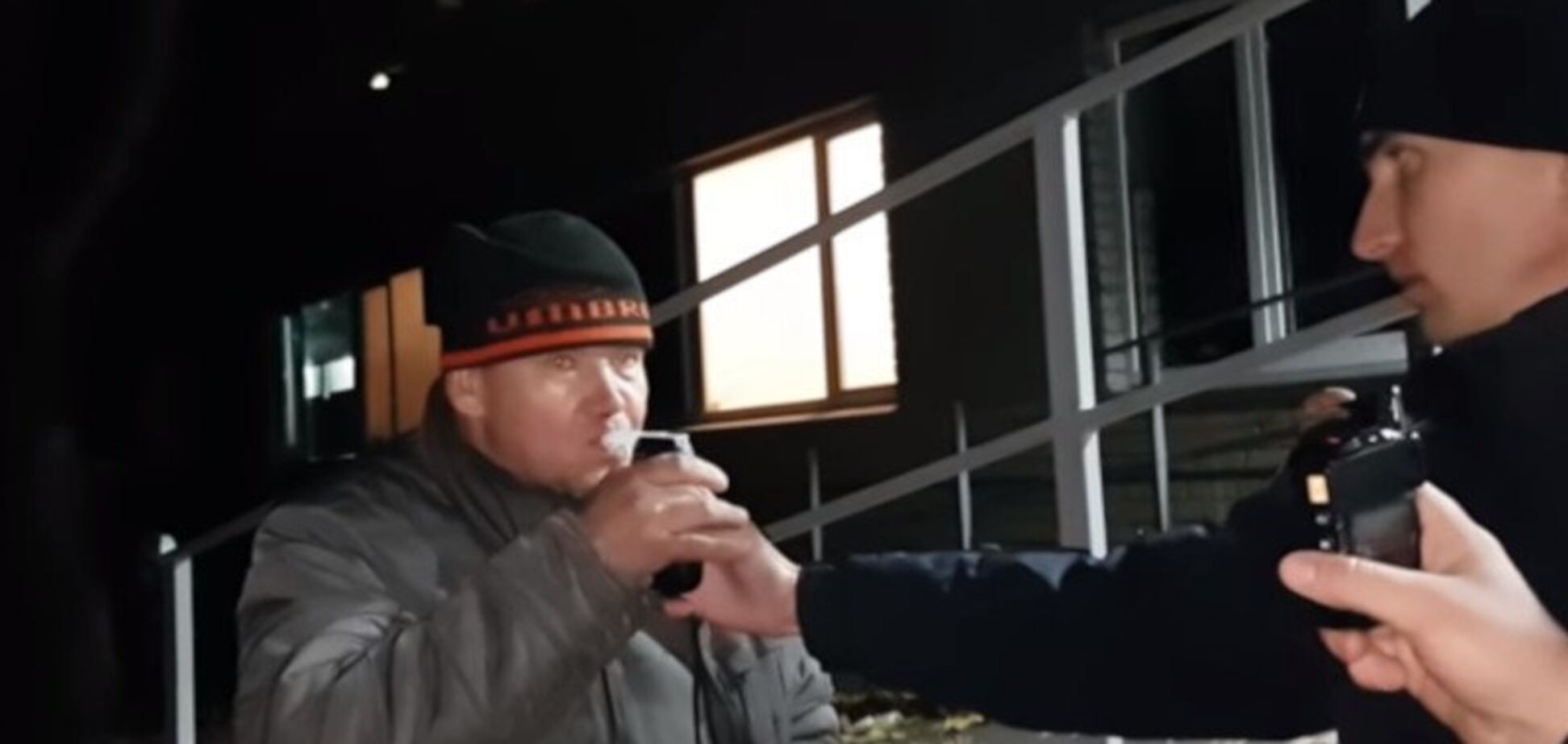 В Николаеве водители скорых приехали пьяными на вызов. Видеофакт