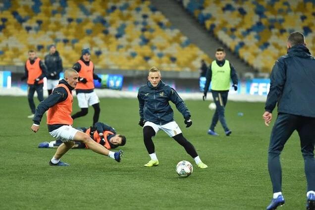 У легионера сборной Украины возникли проблемы в команде