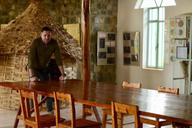 Обезьянам в пиджаках и галстуках осталось недолго править