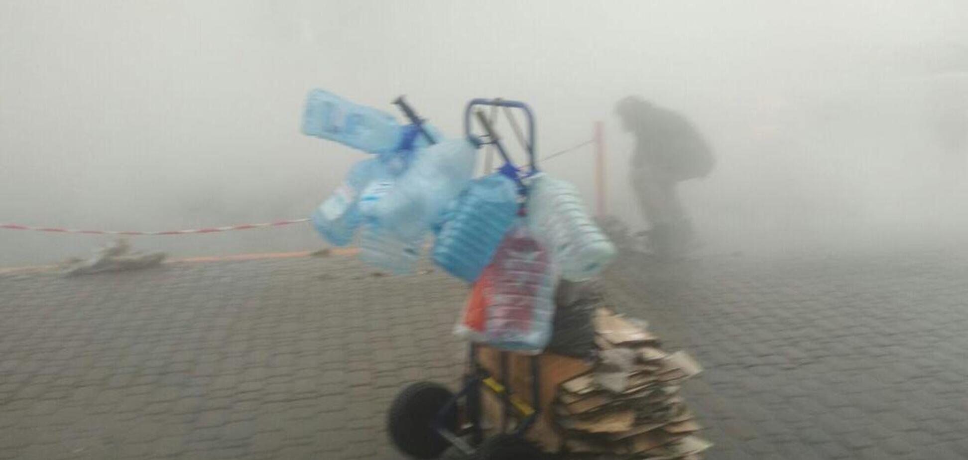 В центре Киева новое ЧП из-за прорыва трубы: фото и видео