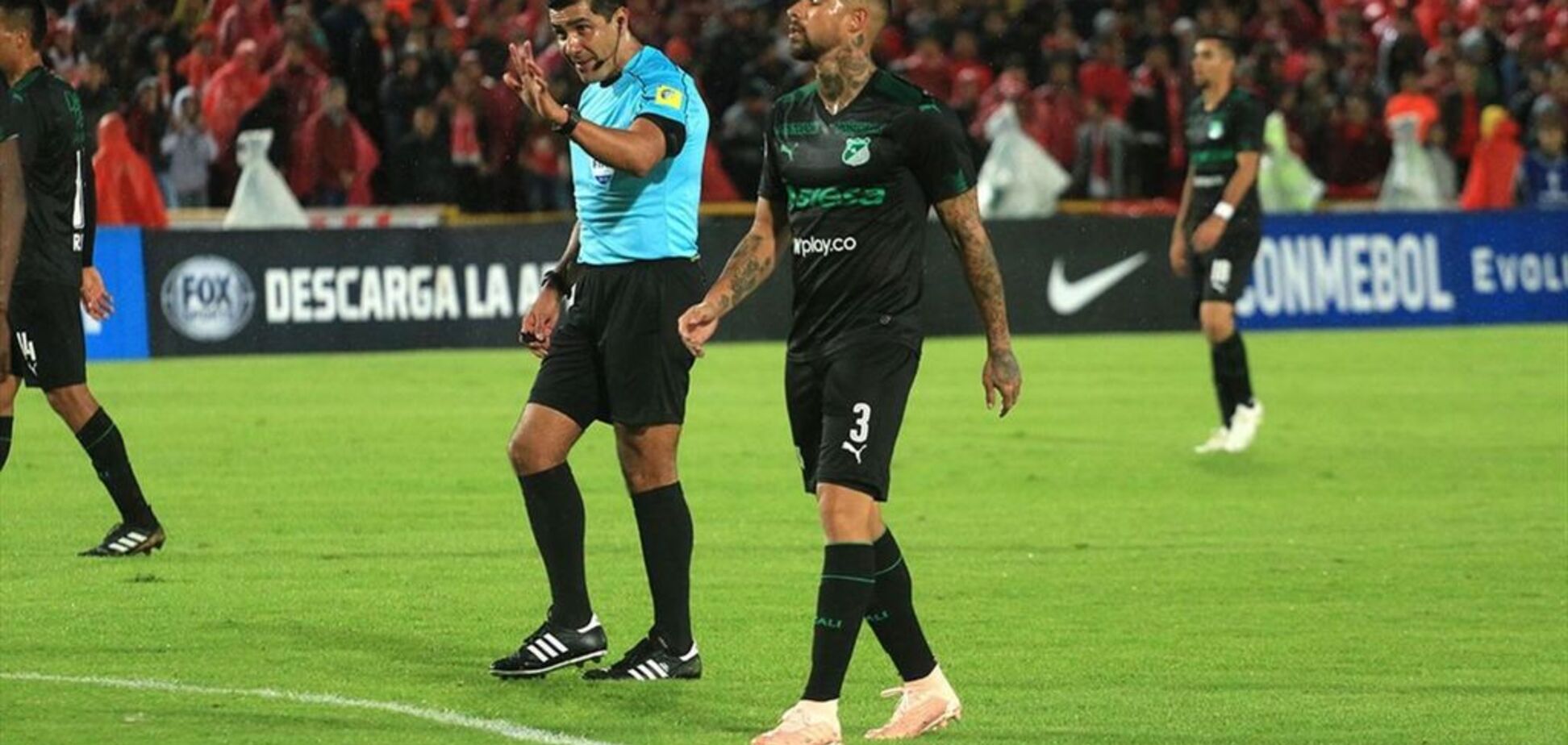 Відомого футболіста намагалися застрелити за погану гру