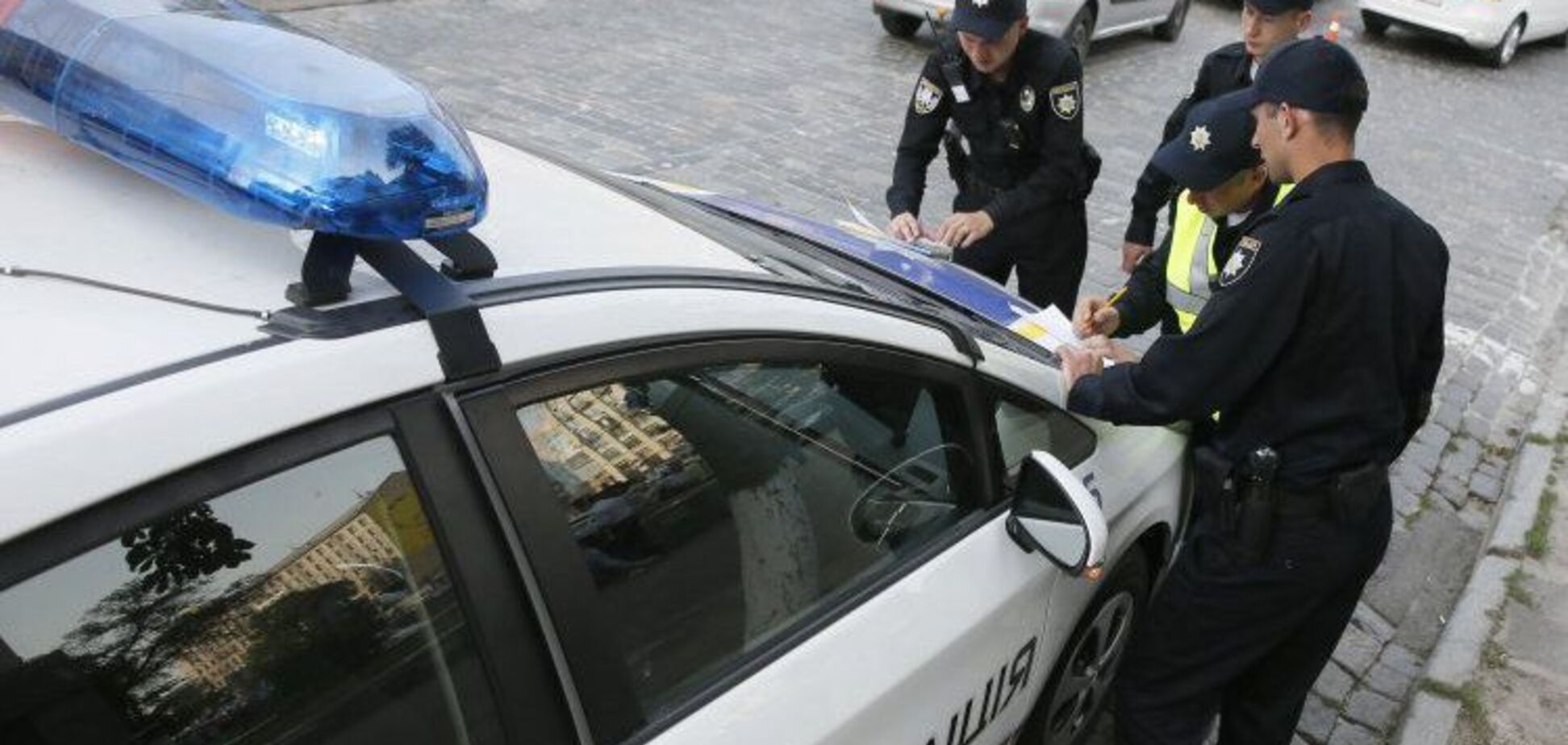 'Слуга народа' готовит новые штрафы для водителей и пешеходов: в чем суть