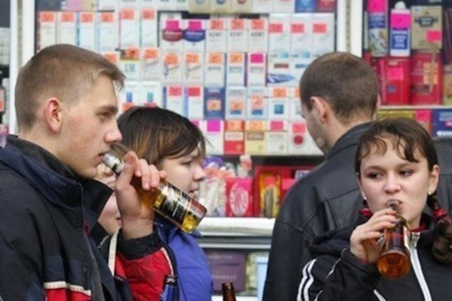 Запрет на алкоголь и сигареты до 21 года: в Минздраве назвали важный нюанс