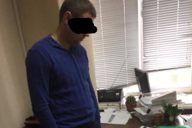 Погорели на крупной взятке: ГПУ задержала чиновников за вымогательство