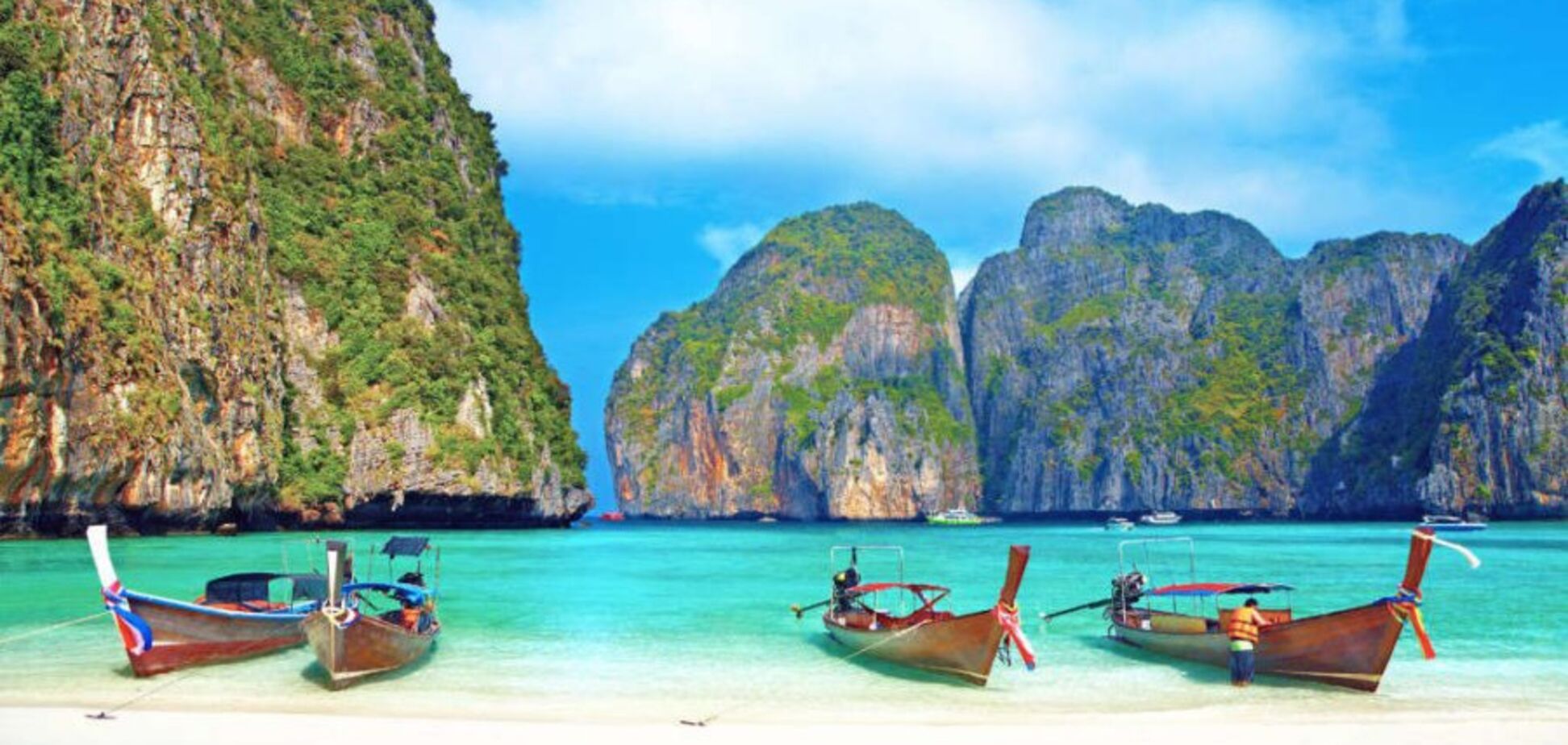 Популярная туристическая страна пошла на уступки для украинцев