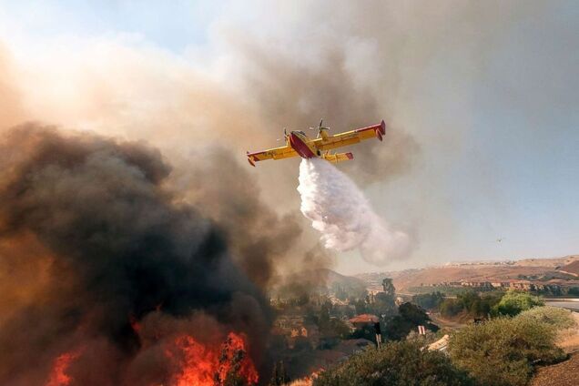 Уничтожает все на своем пути! Появилось новое видео смертоносного пожара в Калифорнии