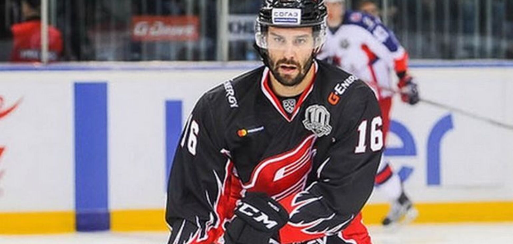 ''Будто в тюрьме'': канадский хоккеист открестился от жизни в России