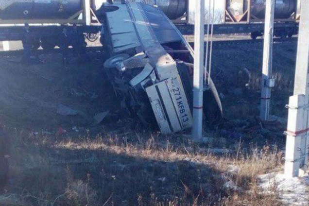 У Росії сталася кривава ДТП з автобусом та поїздом: п'ятеро загинули. Перші кадри