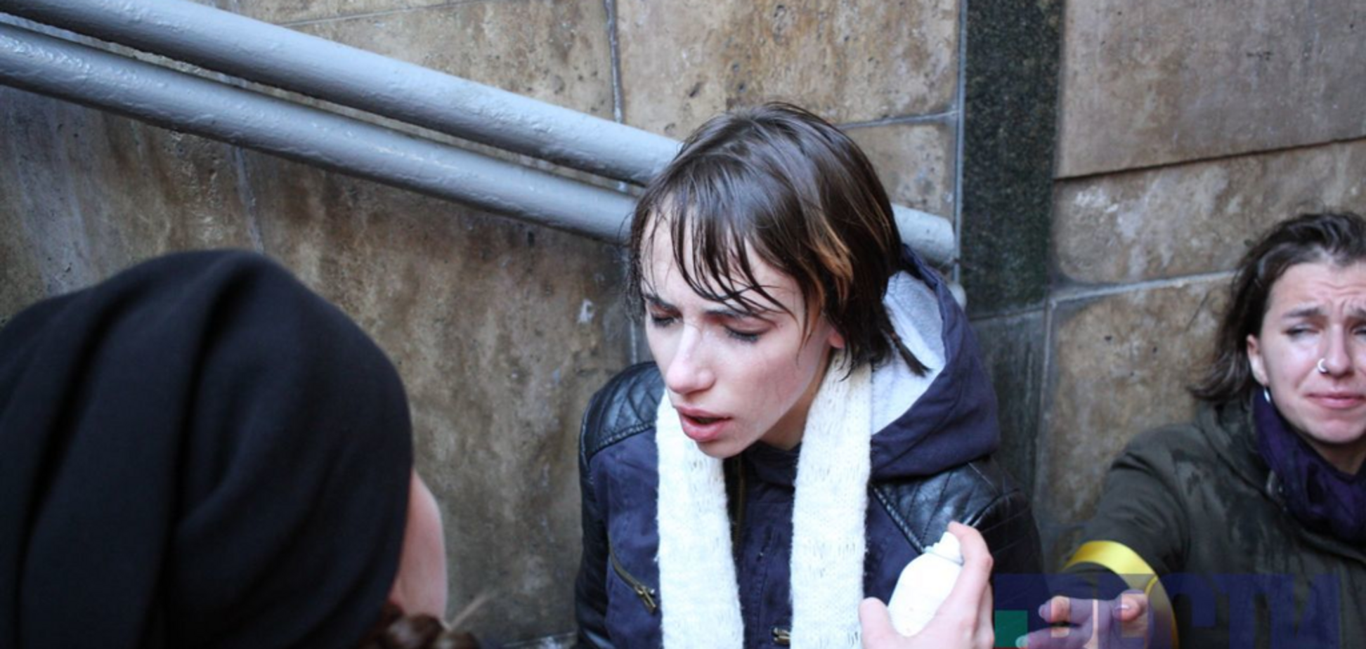 ''Слава нации!'' В Киеве радикалы устроили ''бойню'' на марше трансгендеров, есть пострадавшие