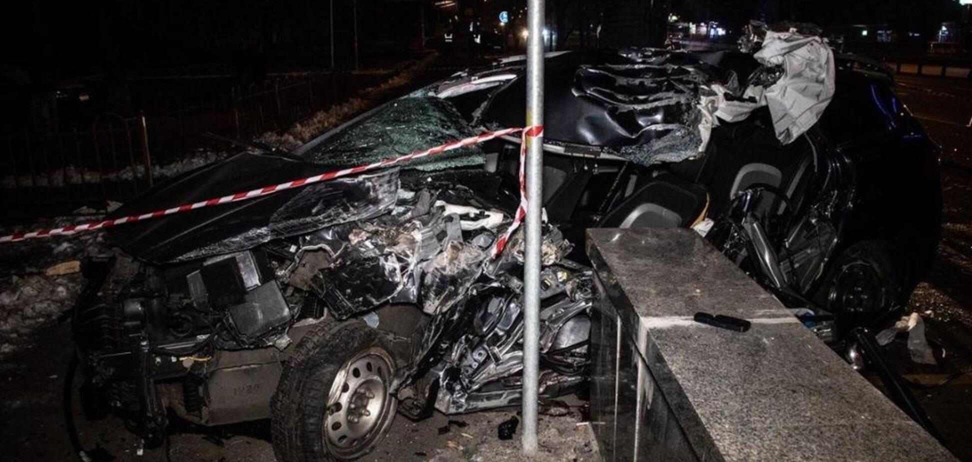 Мало не влетів у підземку: у центрі Києва сталася страшна ДТП