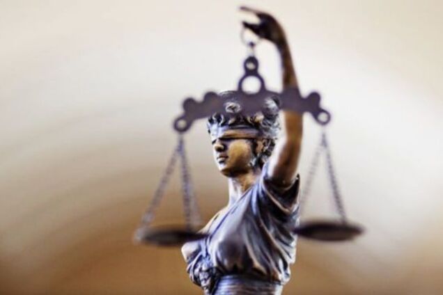 Наживался на студентах: чиновника Минобразования подозревают в махинациях на 2 млн грн