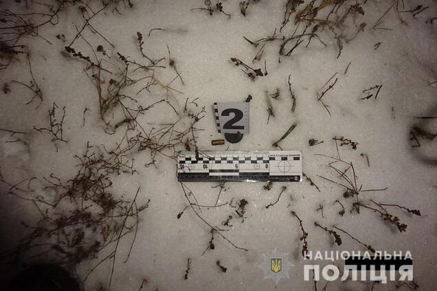 В Киеве произошла стрельба возле ТЦ: есть пострадавшие