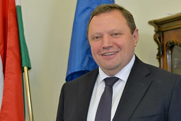 ''Нехай щастить'': посол Угорщини в Україні пішов зі свого поста